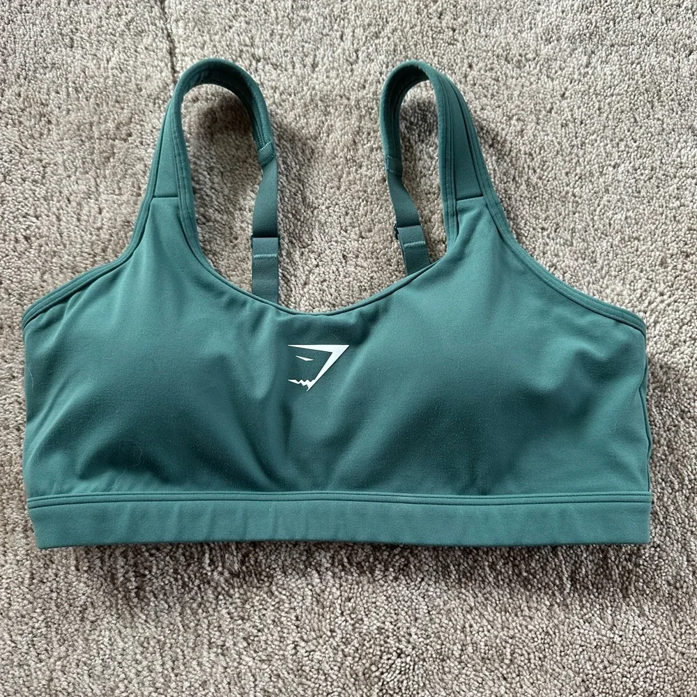 Gymshark sports bras - Picture 1 of 6